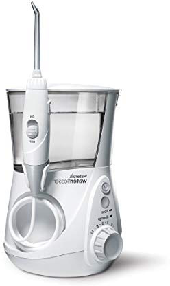 Waterpik WP-660EU - Irrigador dental, 100-240V, depósito de agua de 650 ml, Blanco