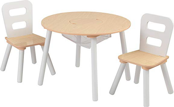 KidKraft- Mesa de madera redonda natural y blanca con 2 sillas, para sala de juegos para niños / muebles de dormitorio , Color Natural y Blanco (27027)