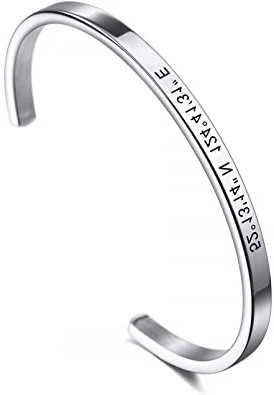 MeMeDIY Pulsera Personalizada Grabado Nombre Identificación de Identificación Personalizado para Hombres Mujeres Niñas Niños Brazalete Ajustable de Acero Inoxidable Resistente Al Agua 4 mm de Ancho