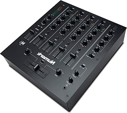 Numark M6 USB - Mezclador de DJ de 4 Canales con Interfaz de Audio Integrada, Ecualización de 3 Bandas, Entrada de Micrófono y Crossfader Reemplazable con Control de Curva