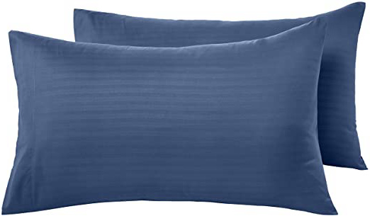 AmazonBasics - Fundas de almohada de microfibra deluxe, 50 x 80 cm x 2, azul marino