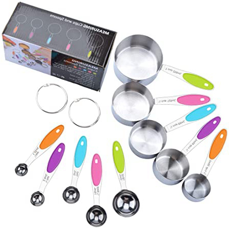Juego de Tazas y Cucharas
