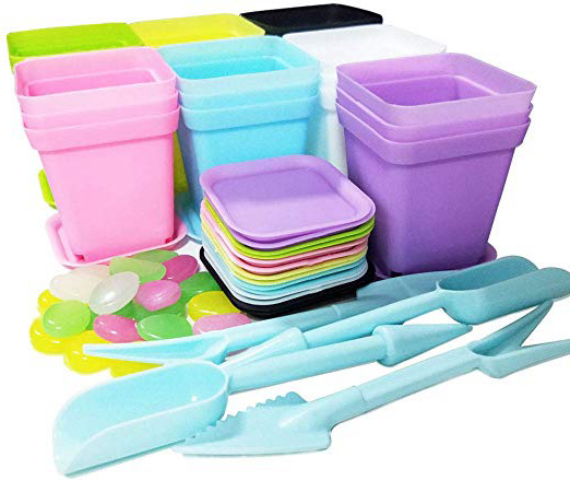 







REKYO 21 Paquetes Macetas De Plástico Coloridas Cuadradas con Paletas/Bandejas para Plantas Y Flores De Balcón Jardín Oficina, 20 PCS Piedras Luminoso and 2 Juegos Herramientas






