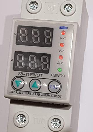 Protector de la instalación. Sobretension - sobreintensidad con lectura digital y regulación de máximos y mínimos, rearmable automático. Instalación sobre carril din.