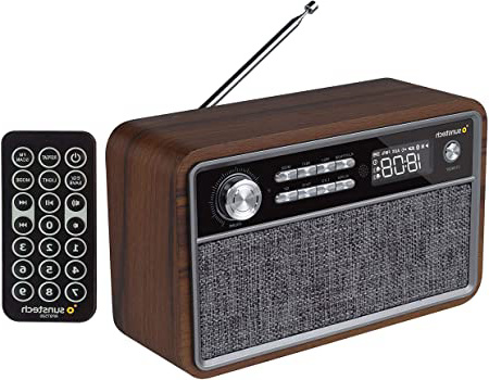 SUNSTECH RPBT500. Radio FM compacta