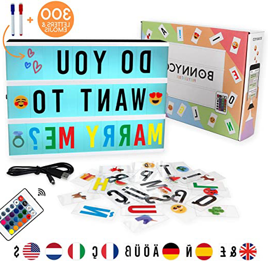 Caja de Luz A4 16 Colores con 300 Letras y Emojis, Mando, 2 Rotuladores – BONNYCO |Ñ y Ç | Cartel Luminoso LED, Ideal para Decoración y Regalo Original para Niñas, Niños en Cumpleaños, Navidad