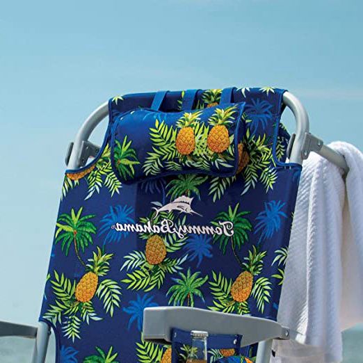 T B Tommy Bahama mochila plegable silla de playa en impresión de piña al aire libre y jardín