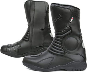 Las 10 mejores botas para moto que te van a encantar