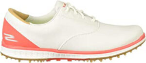 Los 10 mejores zapatos de golf para mujer que vas a desear